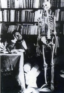 Ramón y Cajal Autorretrato con esqueleto